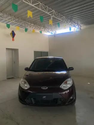 Carro 1.6 MPI CLASS SEDAN 8V FLEX 4P MANUAL