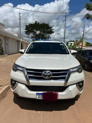 Carro 2.8 SRX 4X4 7 LUGARES 16V TURBO INTERCOOLER DIESEL 4P AUTOMÁTICO