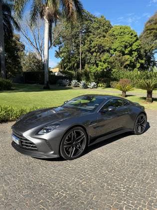 Carro 4.0 V8 TURBO GASOLINA COUPÉ AUTOMÁTICO