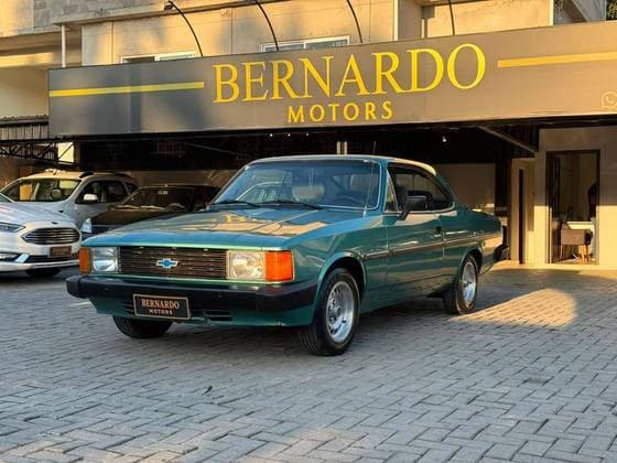 Carro 2.5 COMODORO 8V ÁLCOOL 2P MANUAL