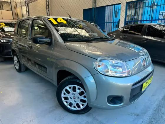 Carro 1.0 EVO VIVACE 8V FLEX 4P MANUAL