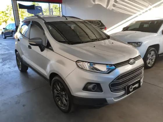 Carro 1.6 FREESTYLE 16V FLEX 4P MANUAL