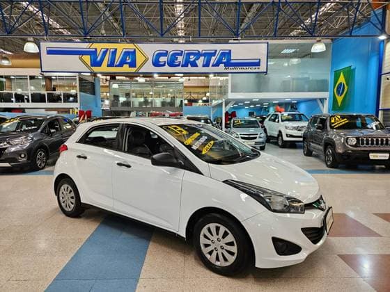 Carro 1.0 COMFORT PLUS 12V FLEX 4P MANUAL