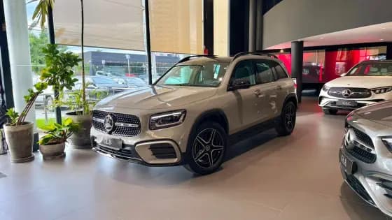 Carro 2.0 MHEV NIGHT EDITION 4MATIC 8G-DCT