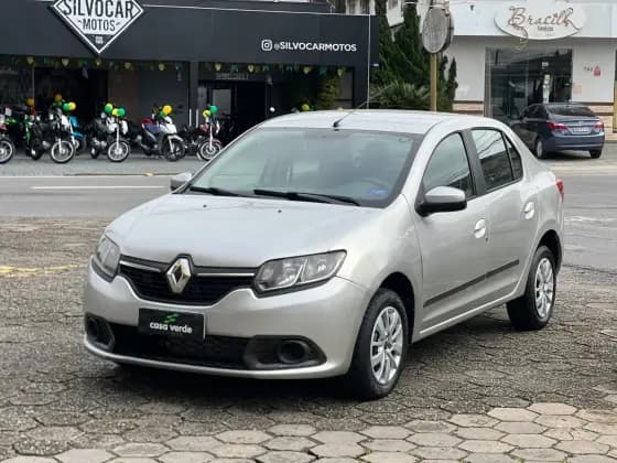 Carro 1.6 EXPRESSION 8V FLEX 4P MANUAL