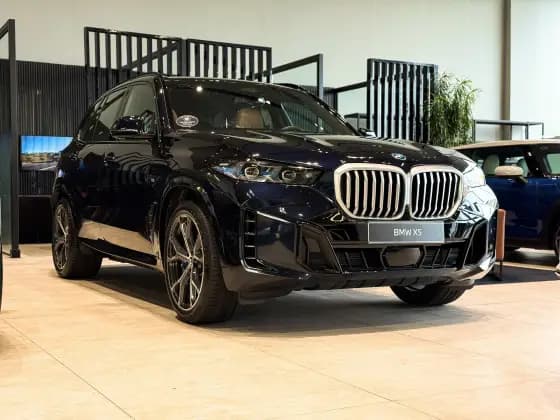 Carro 3.0 I6 TURBO HÍBRIDO XDRIVE50E M SPORT AUTOMÁTICO