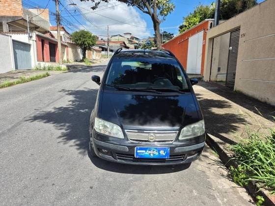Carro 1.8 MPI HLX 8V FLEX 4P MANUAL