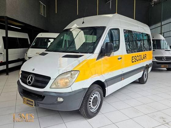 Carro 2.2 311 CDI FURGÃO STREET 14 16V BI-TURBO DIESEL MANUAL