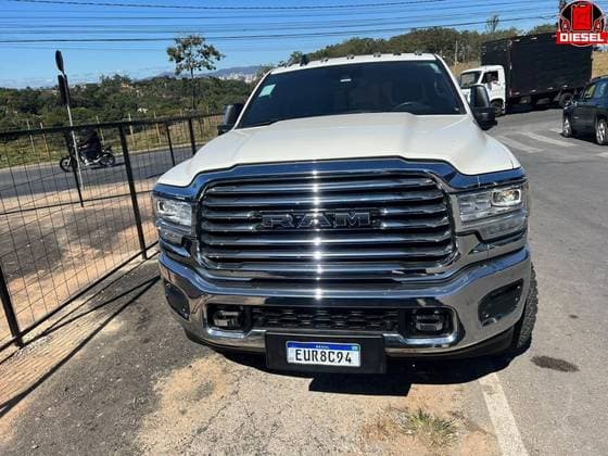 Carro 6.7 I6 TURBO DIESEL LIMITED LONGHORN CD 4X4 AUTOMÁTICO