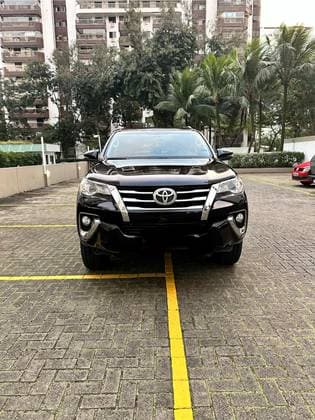 Carro 2.7 SR 4X2 16V FLEX 4P AUTOMÁTICO