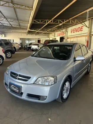 Carro 2.0 MPFI ELEGANCE SEDAN 8V FLEX 4P MANUAL