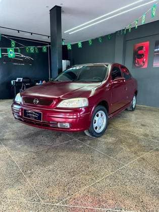 Carro 2.0 MPFI GLS SEDAN 8V GASOLINA 4P MANUAL