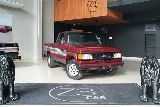 Carro 4.0 CUSTOM S CS 8V DIESEL 2P MANUAL