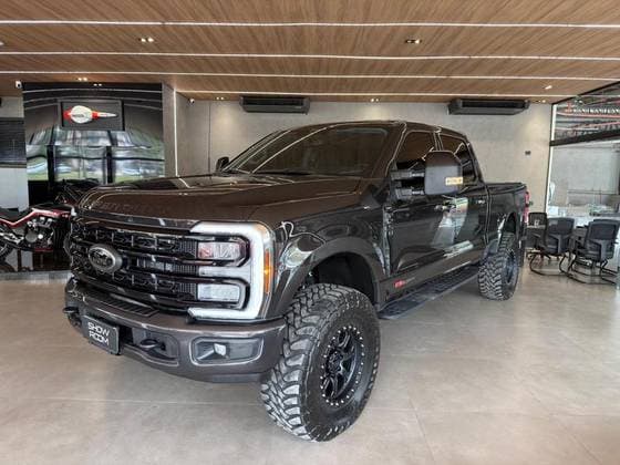 Carro 6.7 V8 POWERSTROKE DIESEL LARIAT CD 4WD TORQSHIFT