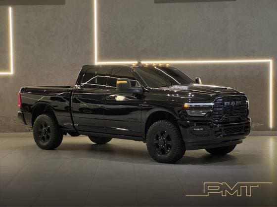 Carro 6.7 I6 TURBO DIESEL LARAMIE NIGHT EDITION CD 4X4 AUTOMÁTICO