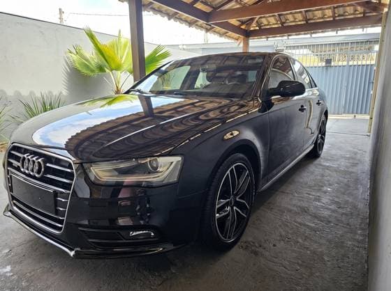 Carro 2.0 TFSI AMBIENTE 183CV GASOLINA 4P MULTITRONIC