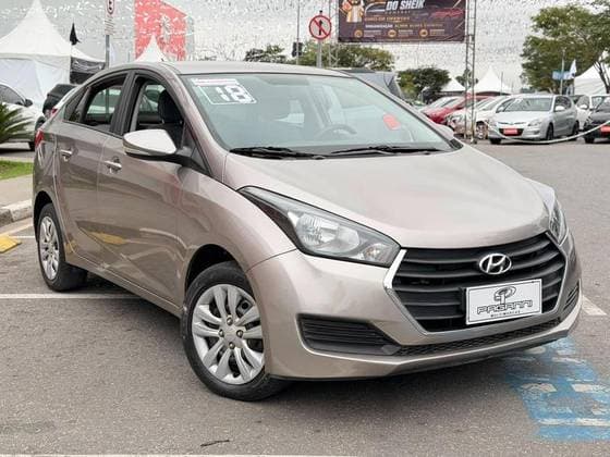 Carro 1.6 COMFORT PLUS 16V FLEX 4P MANUAL