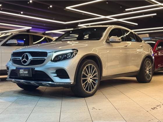 Carro 2.0 CGI GASOLINA COUPÉ 4MATIC 9G-TRONIC