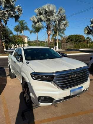 Carro 2.2 TURBO DIESEL LARAMIE 4X4 AUTOMÁTICO