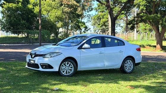 Carro 2.0 DYNAMIQUE PLUS 16V FLEX 4P AUTOMÁTICO