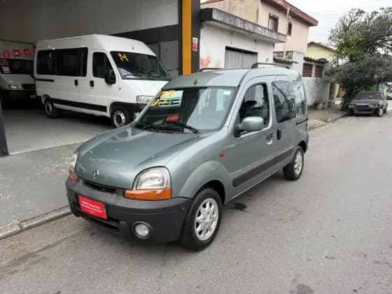Carro 1.6 EXPRESSION 16V FLEX 4P MANUAL