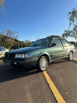 Carro 2.0 GLSI 8V GASOLINA 2P MANUAL