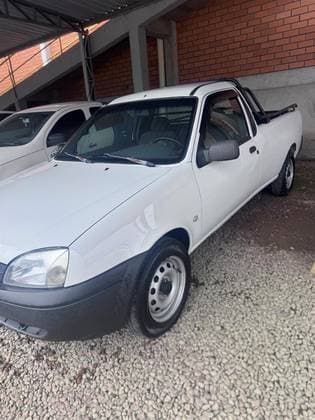 Carro 1.6 L 8V FLEX MANUAL