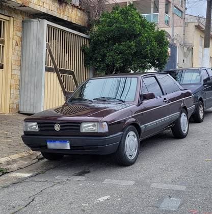 Carro 1.8 GL 8V GASOLINA 2P MANUAL