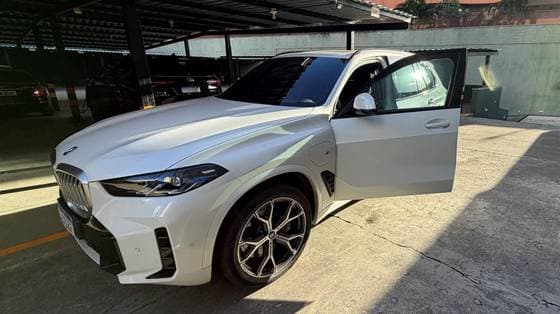 Carro 3.0 I6 TURBO HÍBRIDO XDRIVE50E M SPORT AUTOMÁTICO