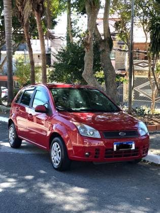 Carro 1.6 MPI CLASS HATCH 8V FLEX 4P MANUAL