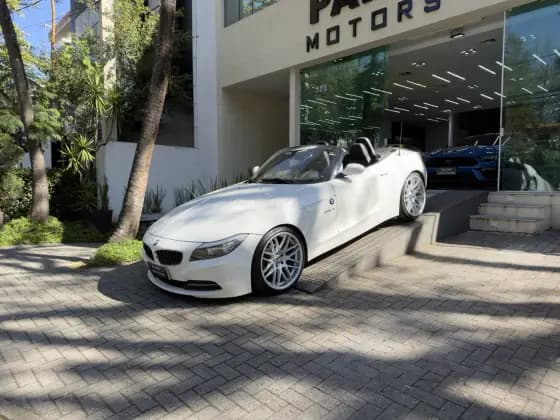 Carro 2.5 I6 GASOLINA SDRIVE23I AUTOMÁTICO