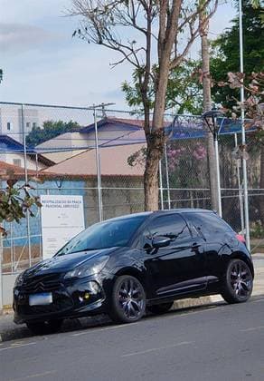 Carro 1.6 THP GASOLINA SPORT CHIC MANUAL