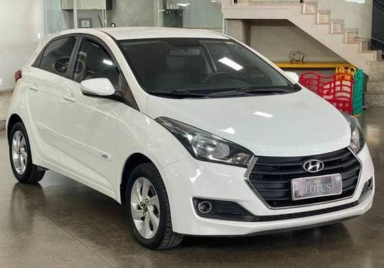 Carro 1.6 COMFORT PLUS 16V FLEX 4P AUTOMÁTICO