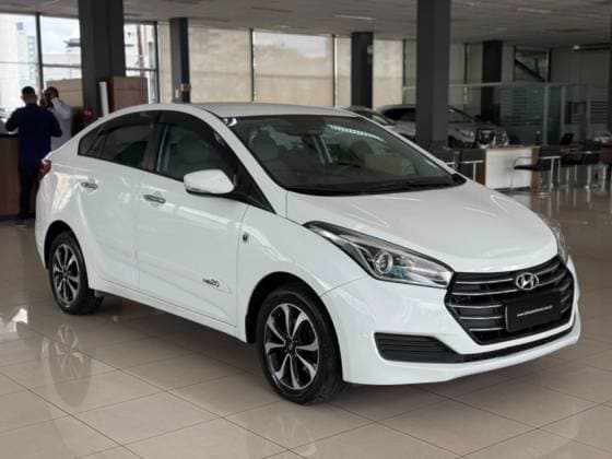 Carro 1.6 COMFORT STYLE 16V FLEX 4P AUTOMÁTICO