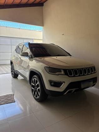 Carro 2.0 16V DIESEL LIMITED 4X4 AUTOMÁTICO