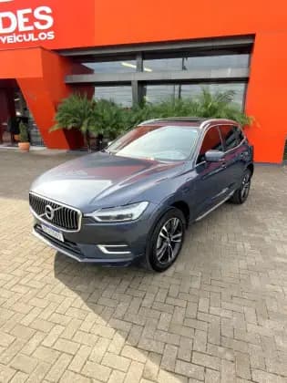 Carro 2.0 T8 HYBRID MOMENTUM AWD GEARTRONIC