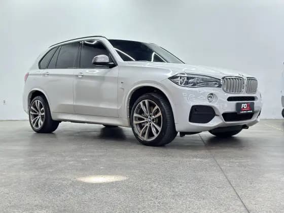 Carro 3.0 4X4 M50D I6 TURBO DIESEL 4P AUTOMÁTICO