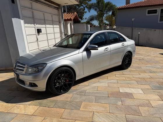 Carro 1.6 CLASSIC KOMPRESSOR SPECIAL GASOLINA 4P AUTOMÁTICO