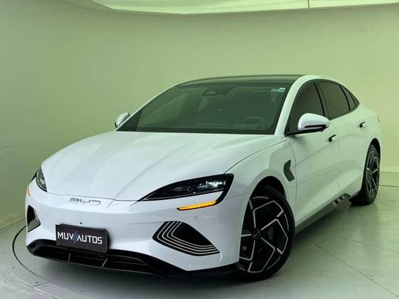 Carro 82,5 KW ELÉTRICO AWD