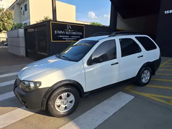 Carro 1.8 MPI ADVENTURE WEEKEND 8V FLEX 4P MANUAL
