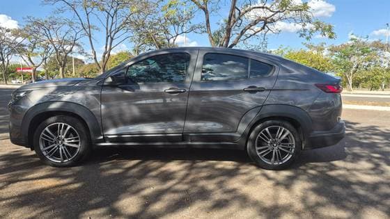 Carro 1.0 TURBO 200 FLEX CVT