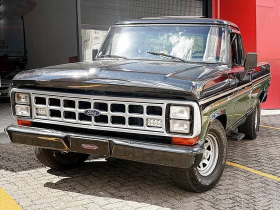 Carro 3.9 SUPER SÉRIE CS 8V DIESEL 2P MANUAL