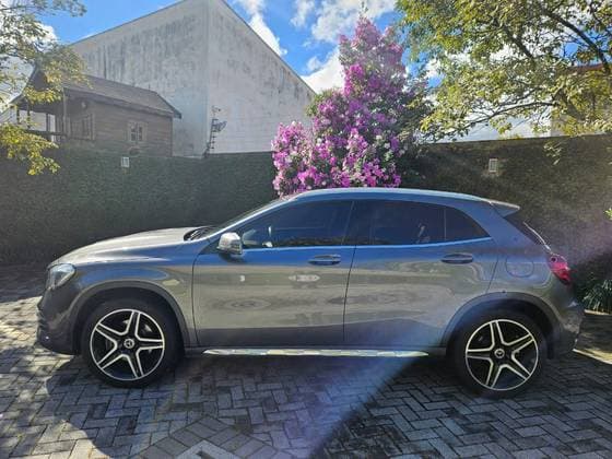 Carro 2.0 CGI GASOLINA SPORT 7G-DCT