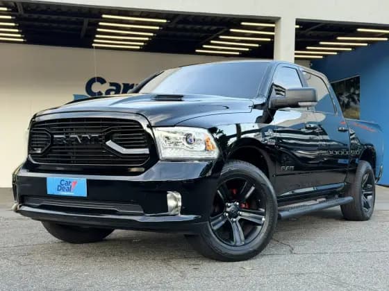 Carro 5.7 V8 GASOLINA LARAMIE CD 4X4 AUTOMÁTICO
