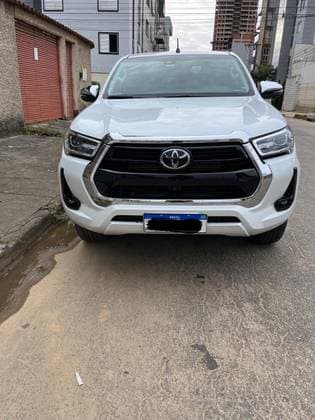 Carro 2.8 D-4D TURBO DIESEL CD SRX 4X4 AUTOMÁTICO