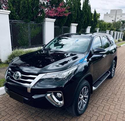 Carro 2.8 SRX 4X4 7 LUGARES 16V TURBO INTERCOOLER DIESEL 4P AUTOMÁTICO