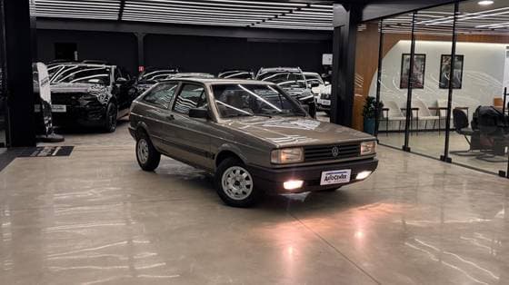 Carro 1.8 GL 8V GASOLINA 2P MANUAL