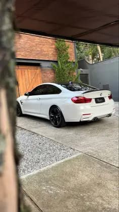 Carro 3.0 COUPÉ I6 24V GASOLINA 2P AUTOMÁTICO