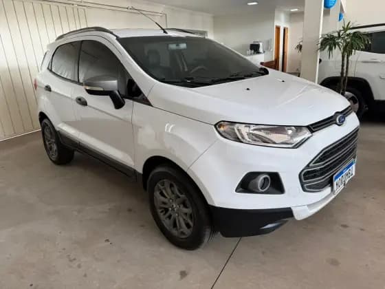 Carro 1.6 FREESTYLE 16V FLEX 4P MANUAL
