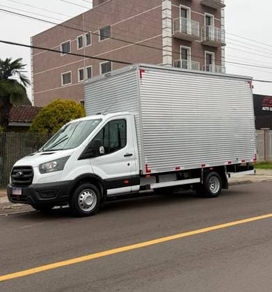 Carro 2.0 ECOBLUE DIESEL CHASSIS L4H1 350E MANUAL